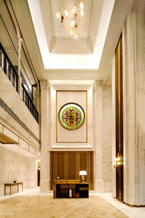 Harbour Plaza Metropolitan Hotel