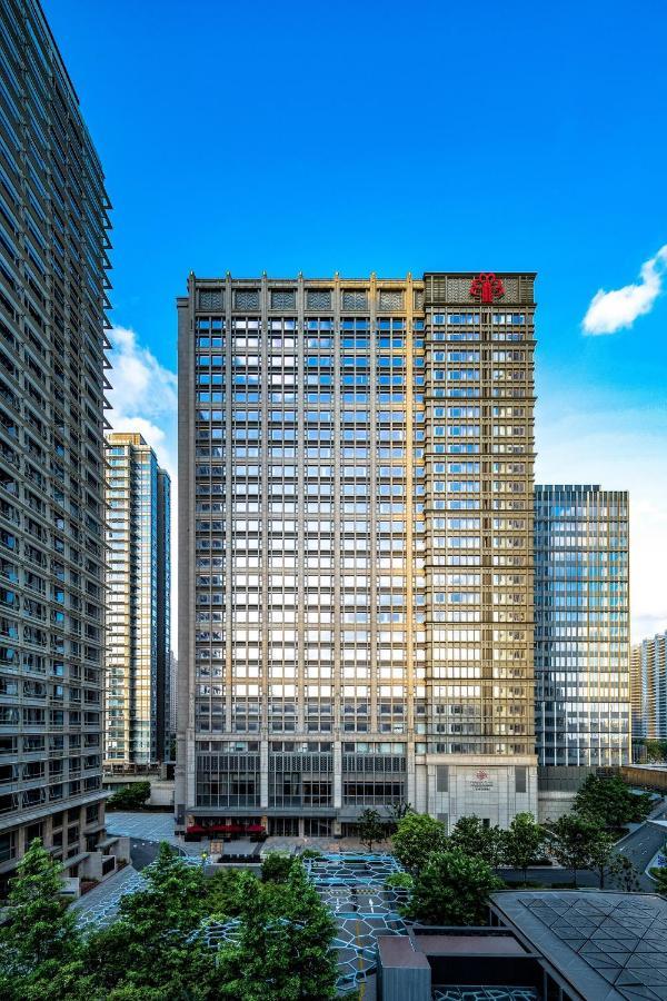 Harbour Plaza Metropolitan Hotel 4*