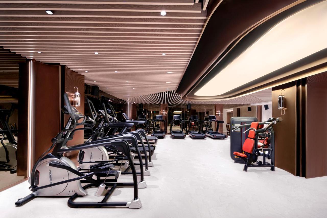 Harbour Plaza Metropolitan Hotel